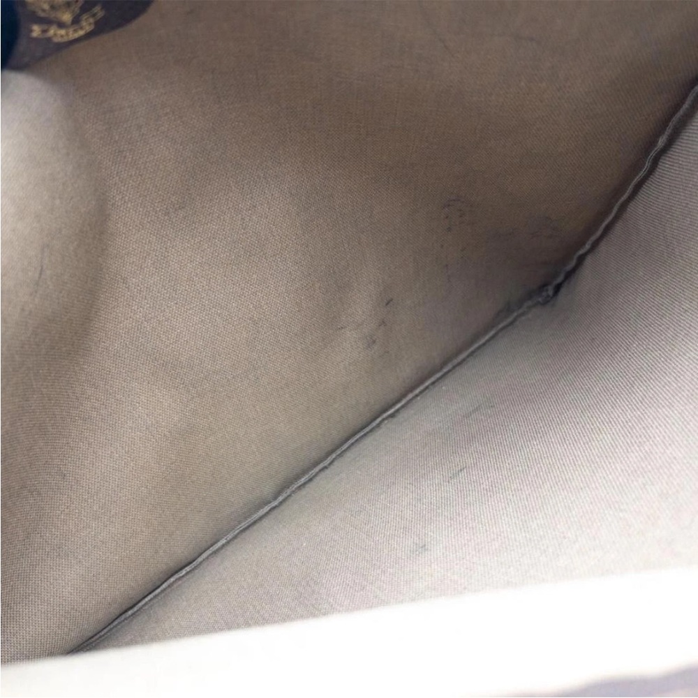 Gucci Brown Monogram Clutch - Picture 3 of 10